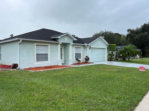 2421 Larkwood Rd