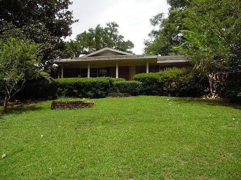 2nd image of 849 Victory Garden Dr