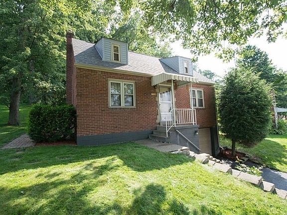 2nd image of 1089 Greenlawn Dr