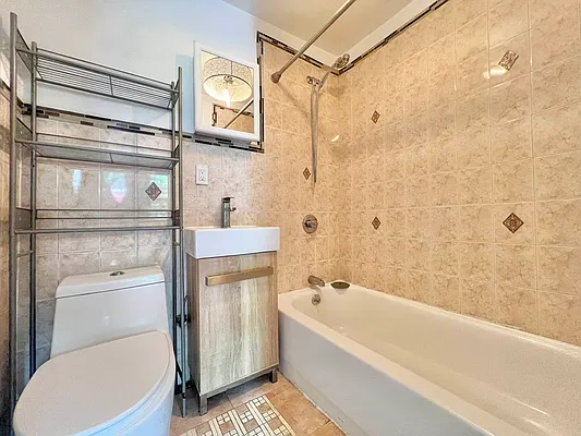 Rented by Doorway NYC, LLC | media 21