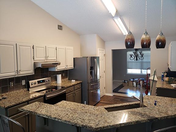 4th image of 5062 Mandavilla Blvd