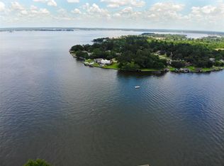 161 Lake View Cir, Montgomery, TX 77356