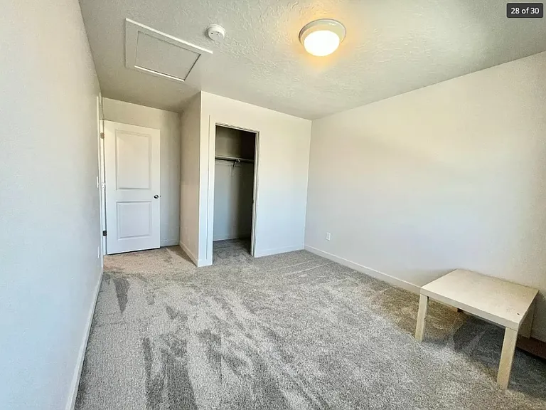 2162 Cloverleaf Way — Photo 24