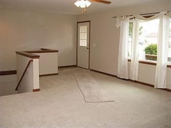 3rd image of 2314 Montclair Dr