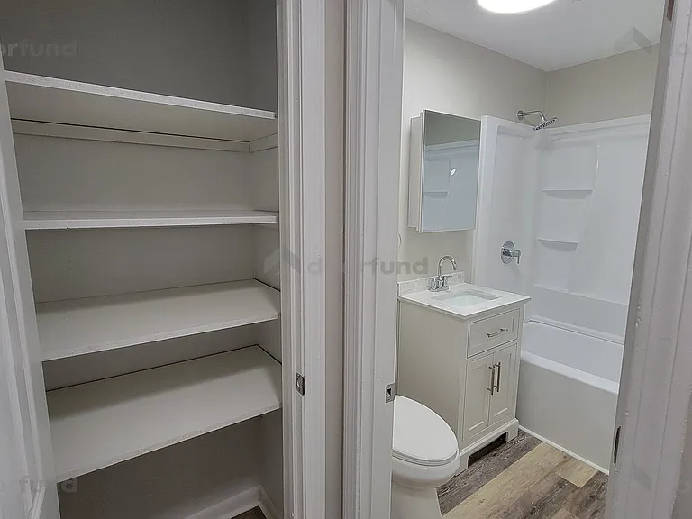 208 Columbus St #7 — Photo 10