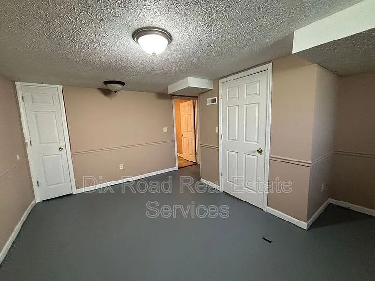 208 Garfield St — Photo 26