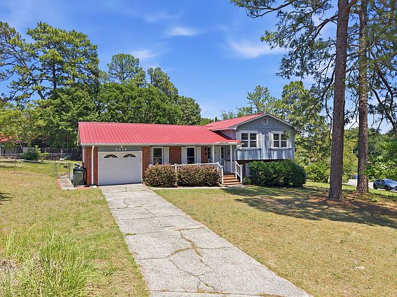 3rd image of 5914 Ormskirk Dr