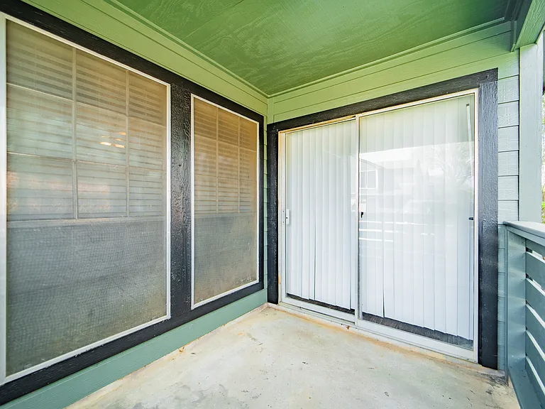 Oak Bend Apartments — Photo 54