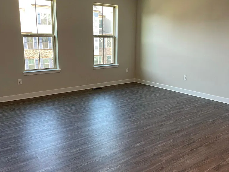8666 Shady Pines Dr — Photo 31