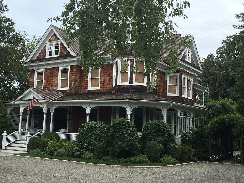 2nd image of 40 N Main St