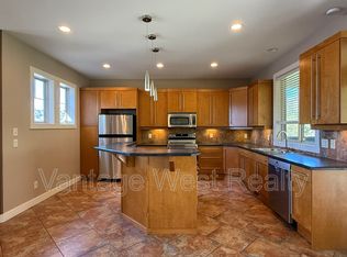 1495A Kloppenburg Rd, Kelowna, BC V1P 1N5