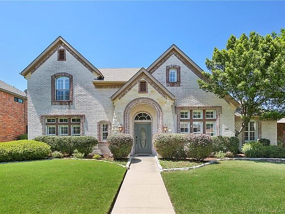 2nd image of 139 Park Valley Ct