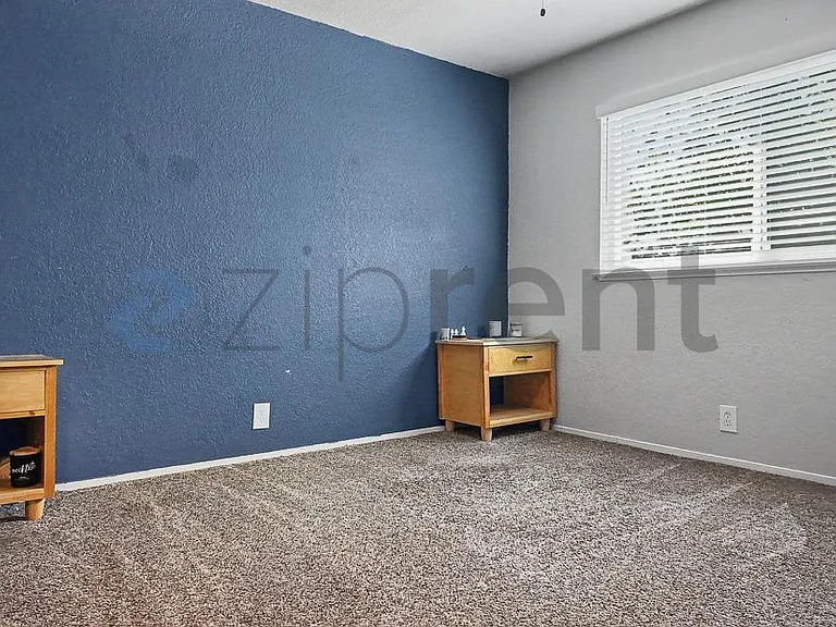 1172 Spruce Tree Cir — Photo 31