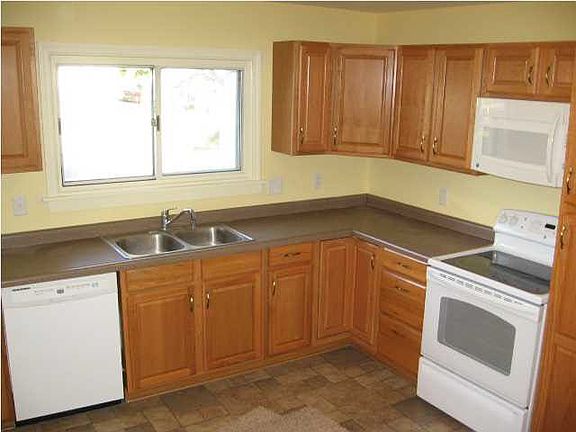 2nd image of 2614 Birk Dr