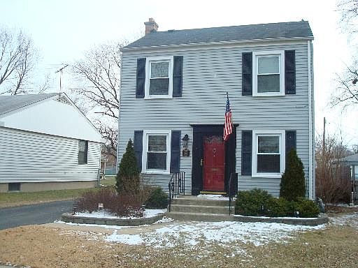 1st image of 1615 E Lincoln Ave
