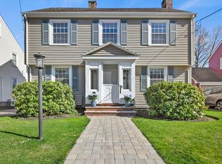 29 Bates Rd, Arlington, MA 02474