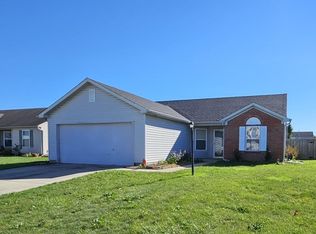 1695 Sweetwater Ln, Greenfield, IN