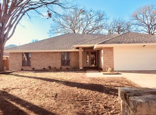 1227 Brookfield Ln, Mansfield, TX 76063