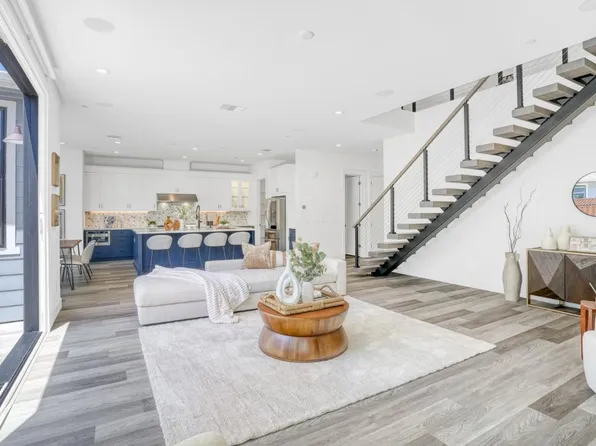721 Valonia Oak Ter, Sunnyvale, CA 94086