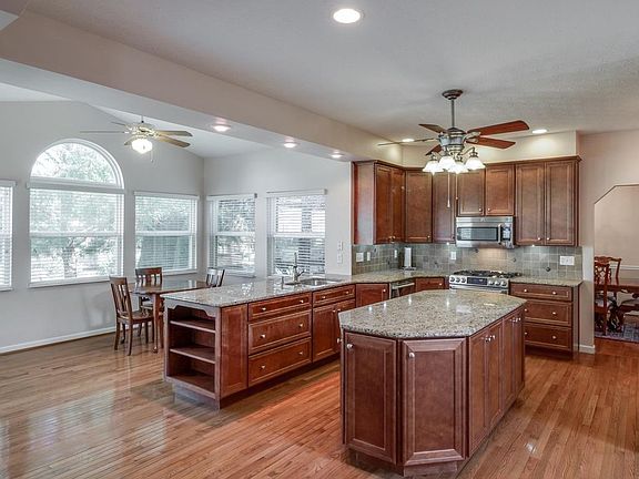 4th image of 3228 Armour Ct