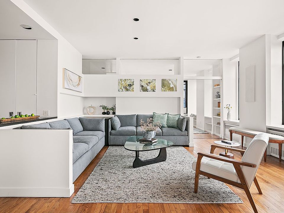 1st image of 75 Livingston St #27