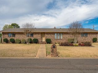 312 Village Rd, Hot Springs, AR 71913