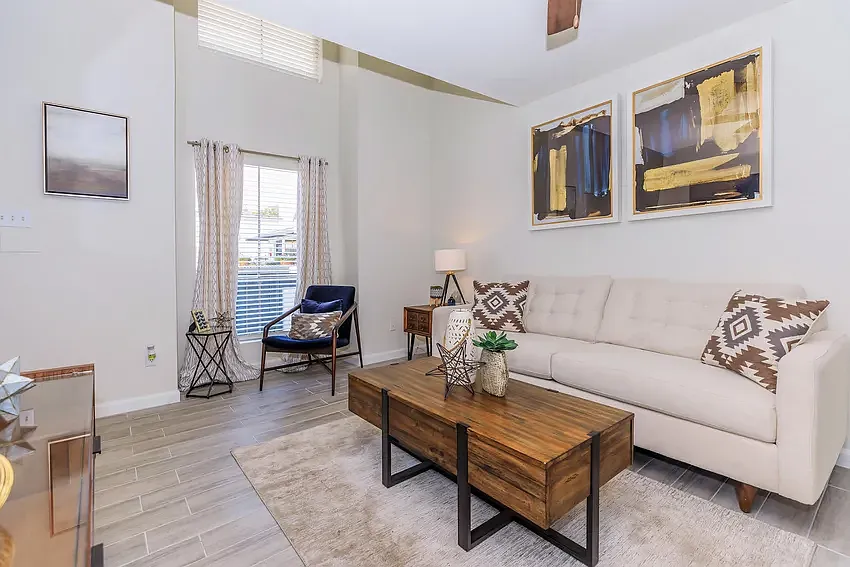 Turtle Pointe Apartments