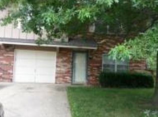 1502 NW Cardiff Dr, Blue Springs, MO 64015