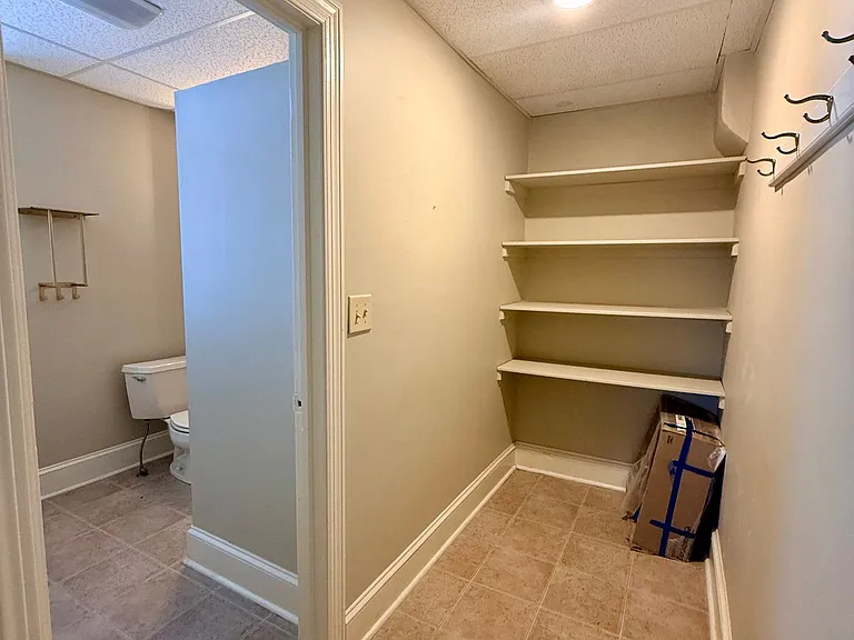 326 S Christian St — Photo 6