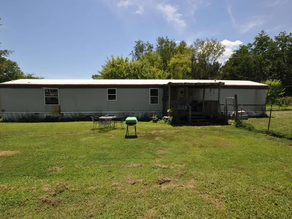 185 Oklahoma Ave, Oak Grove, KY 42262