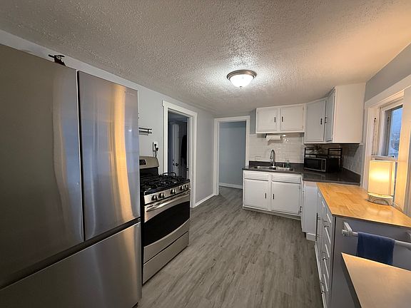 4th image of 2051 Lark St Unit 2