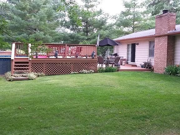 2nd image of 5049 Lakewood Dr