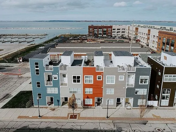 415 W Water St, Sandusky, OH 44870