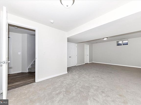 4th image of 18 Zaharias Dr