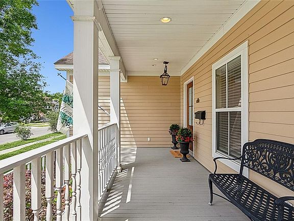 3rd image of 167 30th St