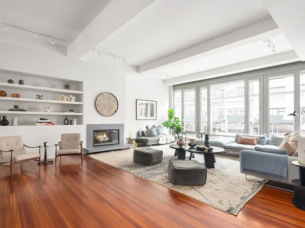 116 Hudson Street 2 image 3 of 12