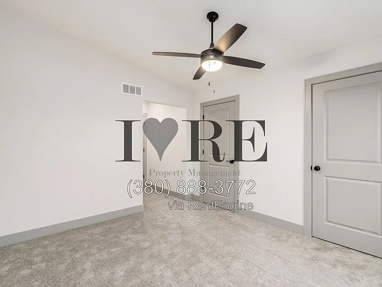 976 Ellsworth Ave — Photo 20