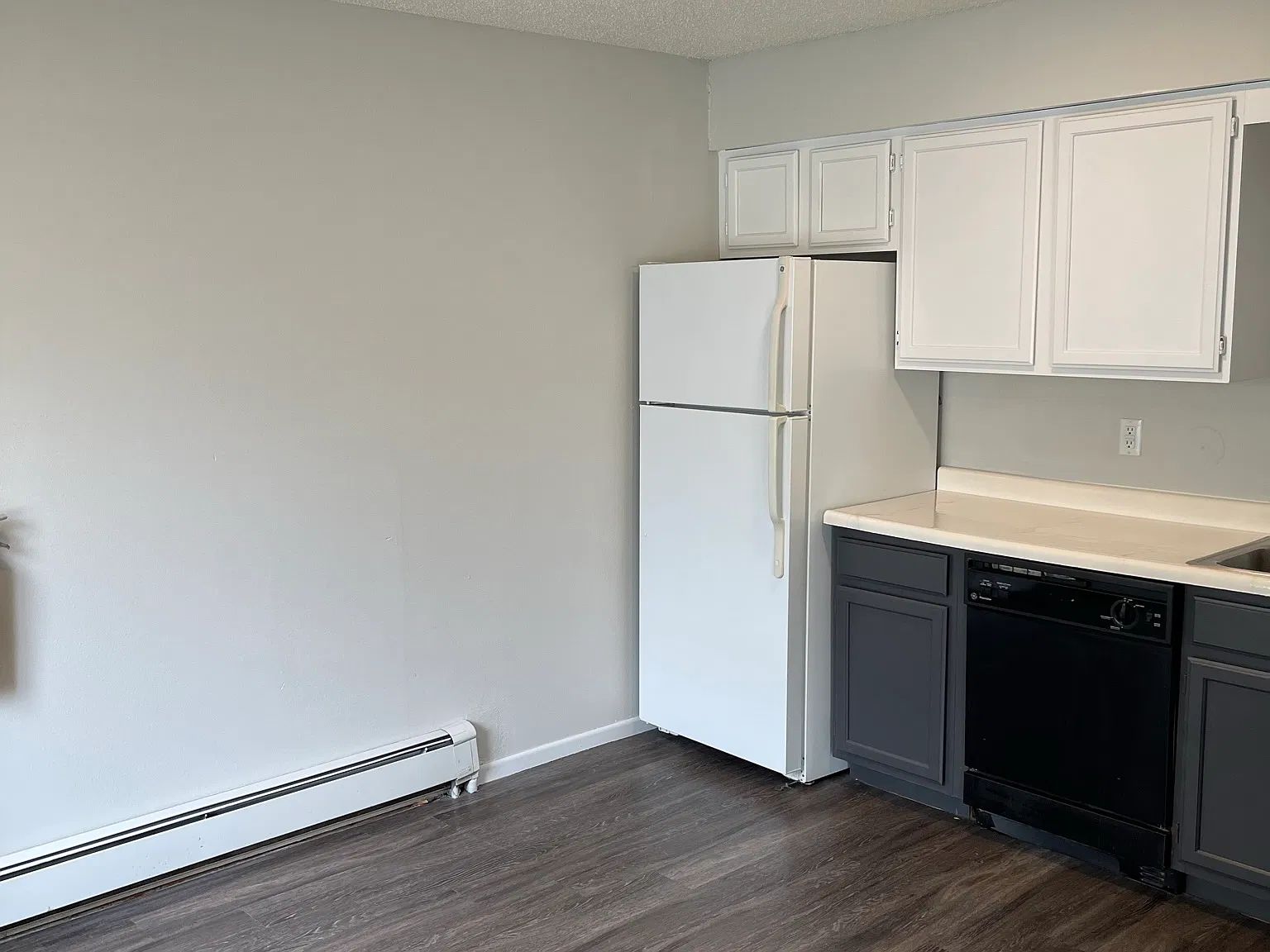 3 bed, $1,779 — Photo 3