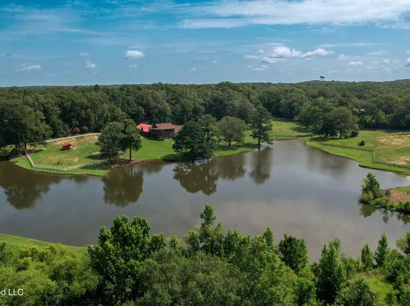 15555 Highway 18, Raymond, MS 39154