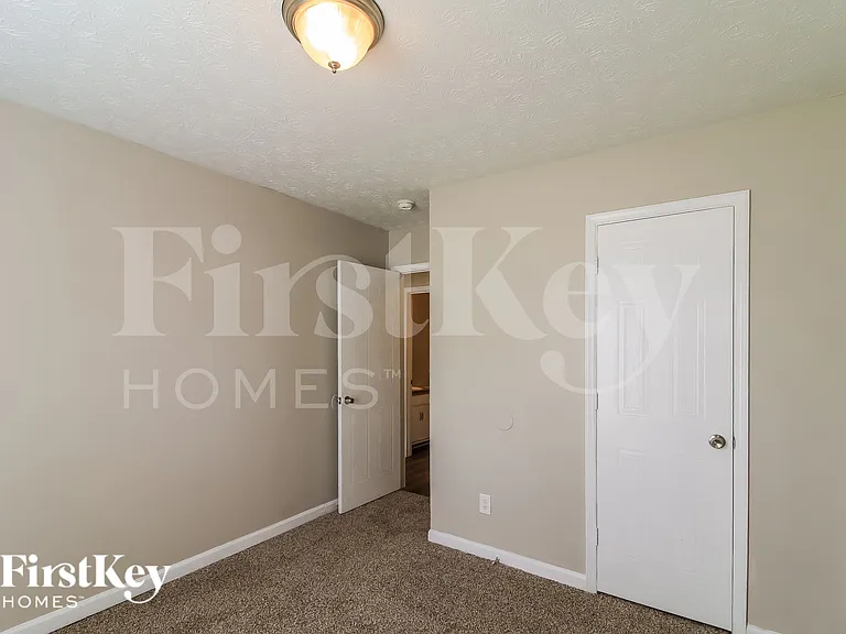 7891 Taylor Downs Way — Photo 16
