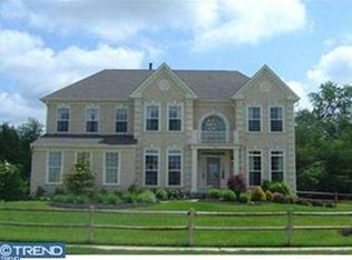 912 Mannington Dr, Williamstown, NJ 08094