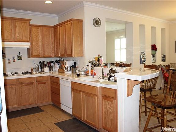 5th image of 10001 Wild Orchid Way