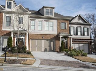 6911 Fellowship Ln, Flowery Branch, GA 30542