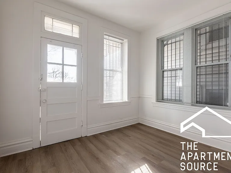1841 N Kedzie Ave #2R — Photo 7
