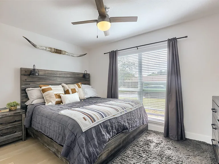 9016 W Pointer Ln — Photo 14