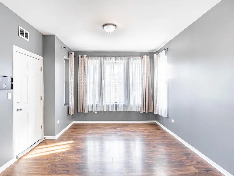 6630 S Washtenaw Ave #2 — Photo 2