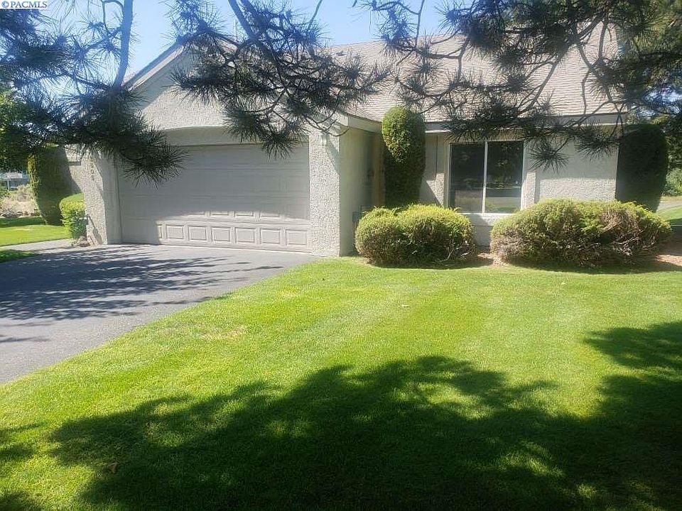 1st image of 2605 Prestwick Dr