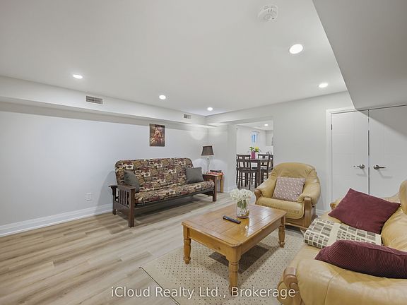 5th image of 23 Swanhurst Blvd #B