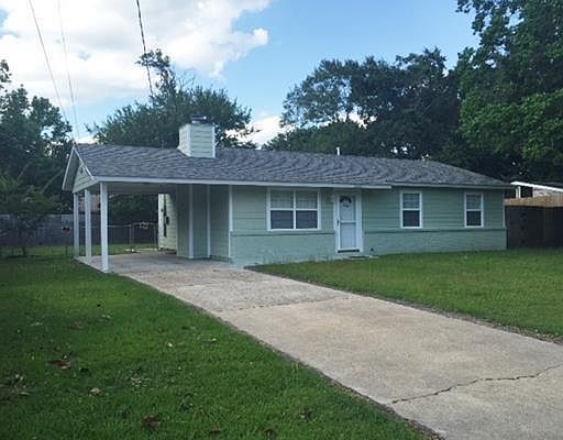 1st image of 2407 Pinewood Dr