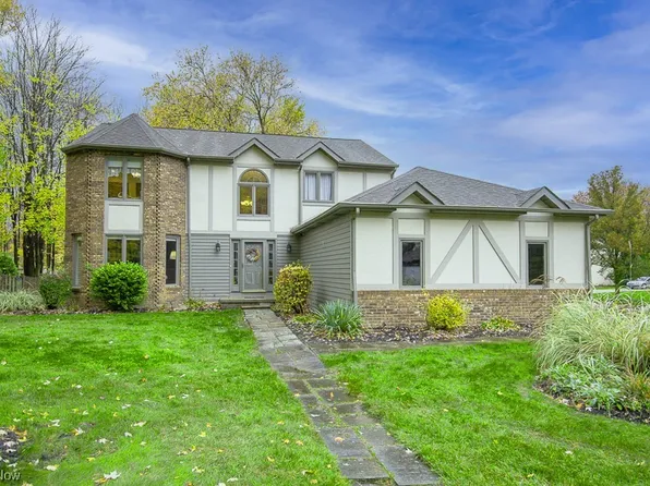 21059 Montclare Blvd, Strongsville, OH 44149